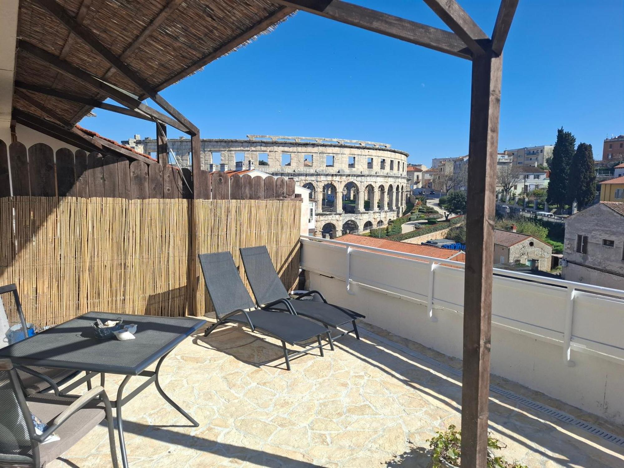 Terrace Dream View Over Amphitheatre PUY Exterior foto